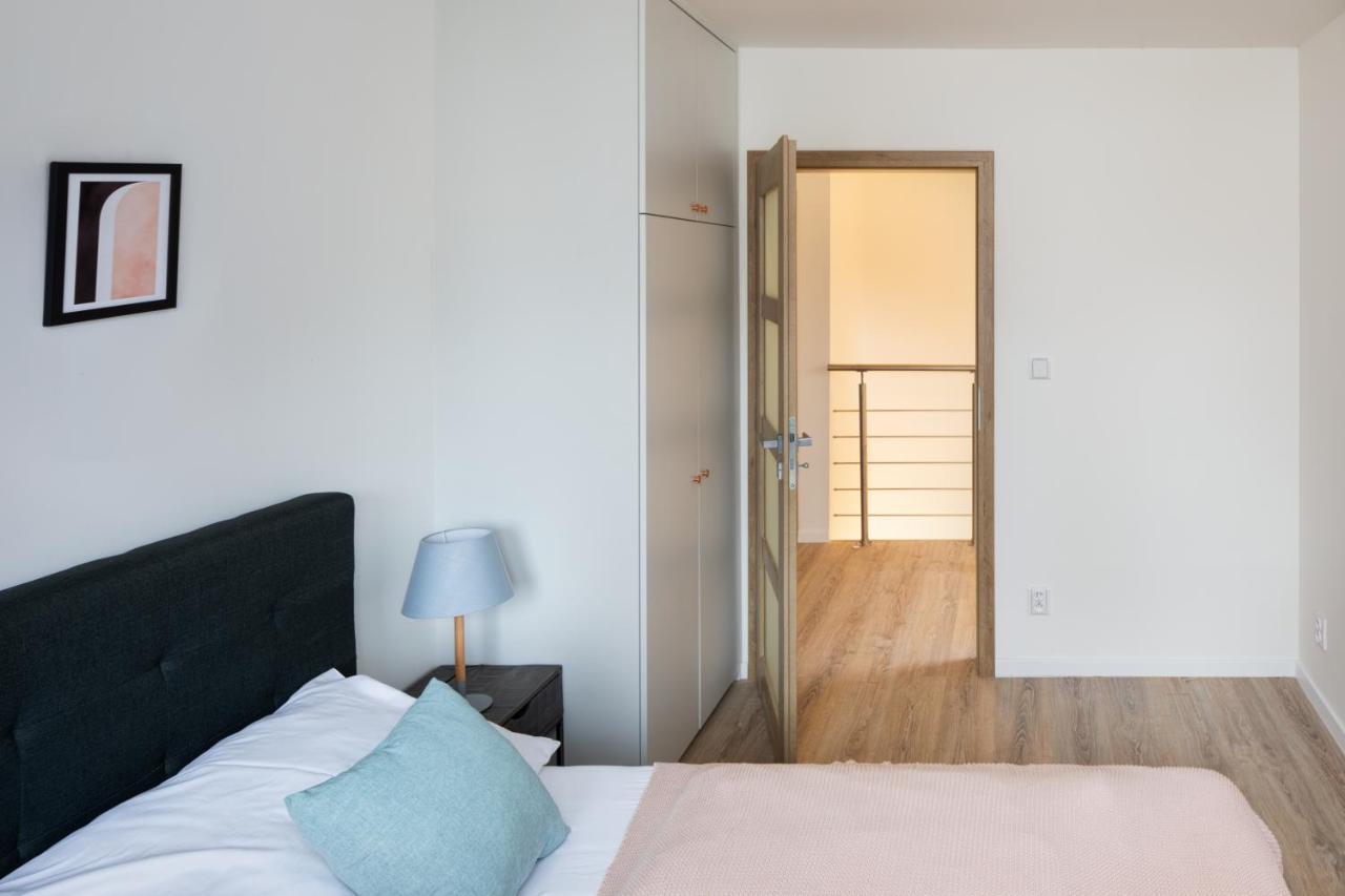 Minimalistic House In Vinohrady By Prague Days Villa Eksteriør billede
