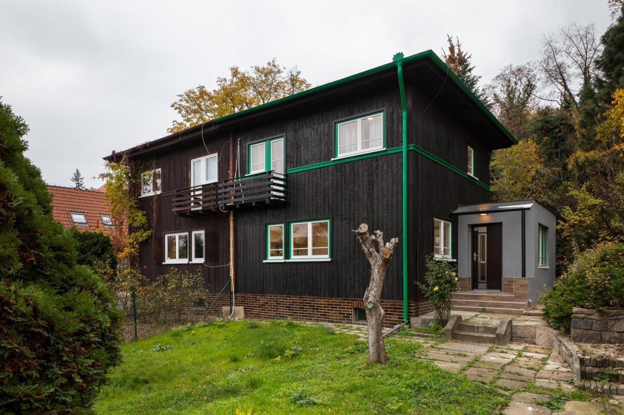 Minimalistic House In Vinohrady By Prague Days Villa Eksteriør billede