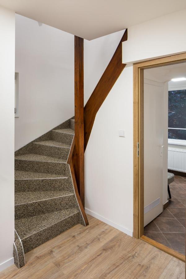 Minimalistic House In Vinohrady By Prague Days Villa Eksteriør billede